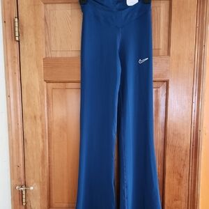Nike Women's Blue Pants